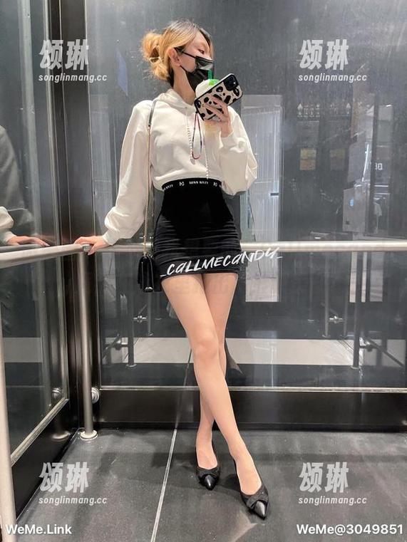 Callmecandy 微密圈 - 这不是我想要的,Callmecandy竟然在泳衣里拍出了最新美图!