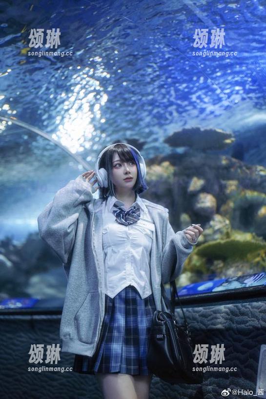 Halo_酱 Halo_酱的户外写真:就一个简单的原图,眼睛都怀孕了!
