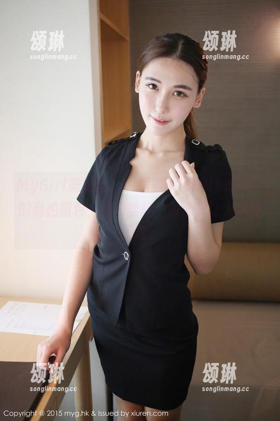 MyGirl美媛馆 - “糯美子MINIbabe”的私拍图包，外表柔软，内心却让人捉摸不透。