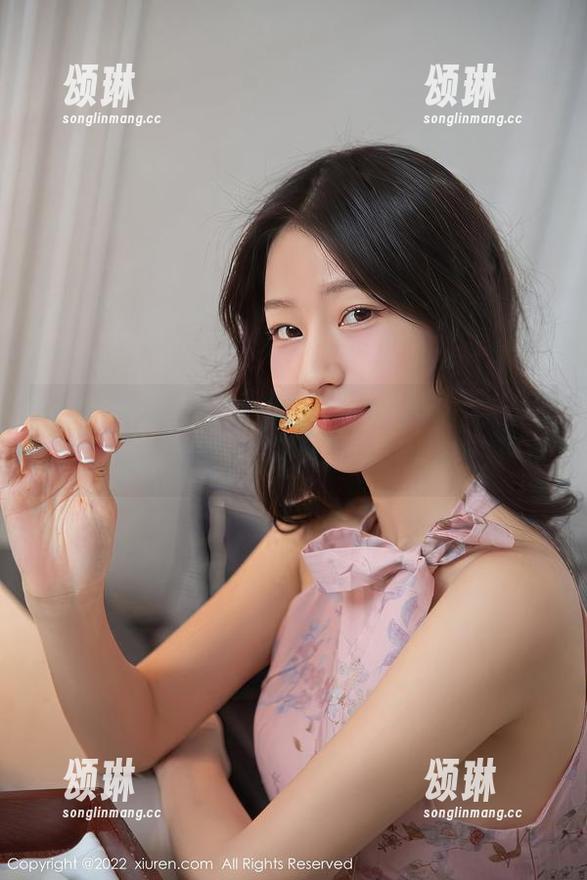 Xiuren秀人网-小樱koko Xiuren秀人网 - 小樱koko短裤:在原图与壁纸的缝隙里,我们一起悄悄呼吸…