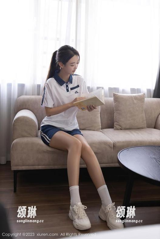 Xiuren秀人网 - 观点不重要，重要的是原图和图集里那张明日花桃桃的女王像，哈哈太可爱了！