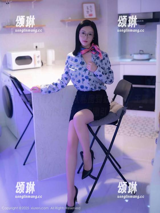 Xiuren秀人网-王馨瑶Yanni Xiuren秀人网 - 从私房到办公室,王馨瑶Yanni的职业装美图引发小思考