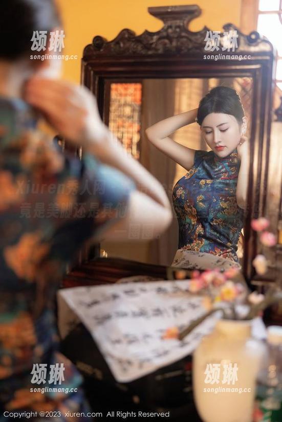 Xiuren秀人网 - 白洁Bessie这图包，究竟是美脚还是其他什么？脑子里却在转悠一圈圈。