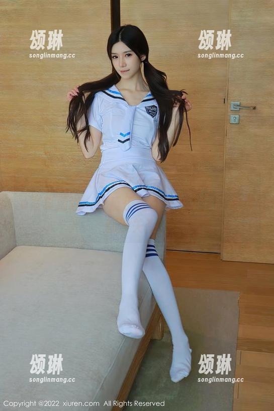 Xiuren秀人网 - 女王之路，陶喜乐_lele写真精选——反正我也是女王，吓着谁都没关系！