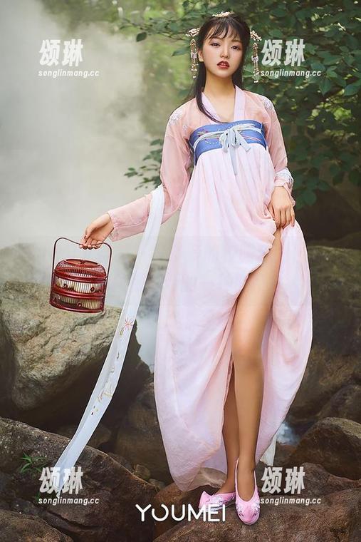 YouMi尤蜜荟-李多多 YouMi尤蜜荟 - 李多多的校服套图,是不是对校服的新的一种期待?