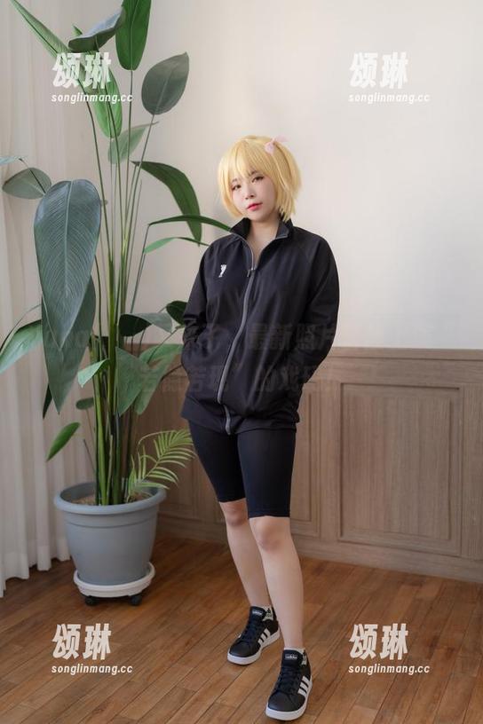 Yuna(윤아)又来了，最新照片蕾丝上演“若隐若现”的戏码！