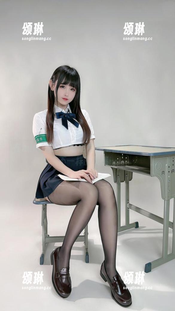 miko酱吖 在miko酱吖的瑜伽图库里悄悄捕捉一些不一样的灵感…