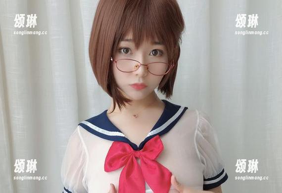 三刀刀miido 三刀刀miido最新图集:吊带,孩子,流行与怪异的完美结合
