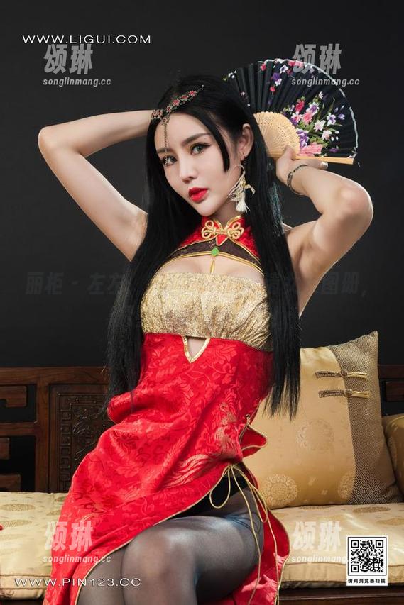 丽柜 - 左左，给我来一份高清女友图册，愿望清单再添一条！