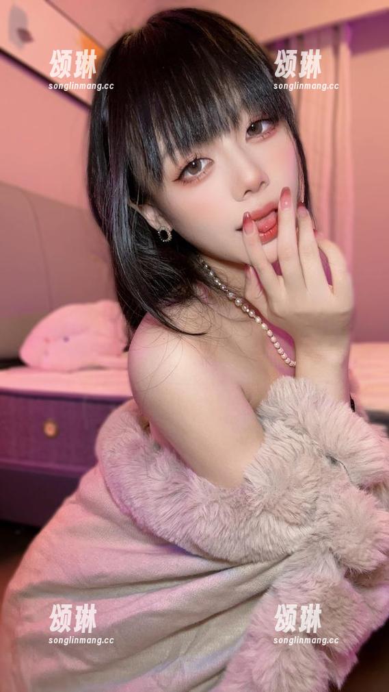 九言 有了九言的黑丝女仆原图,写真集可以说是情绪满点,想藏起来又心痒痒~