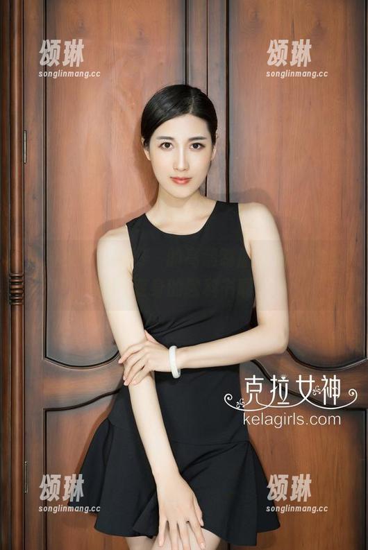 克拉女神 - 高子琁的高清制服图册，完全就是变身的教科书啊！