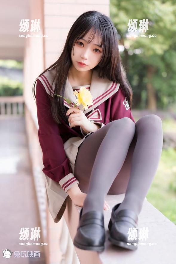 肉丝无敌，兔玩映画的最新写真图片又出了什么幺蛾子？