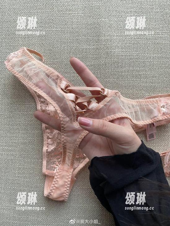 微密圈 - 夏天的作品就在这里，宸大小姐邀你下载，不来你会后悔！