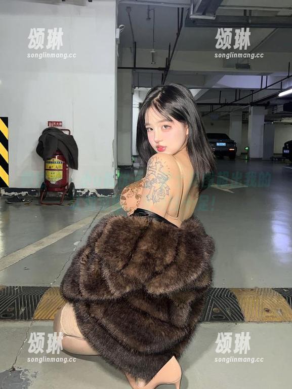 微密圈 - 小u优优子，护士美图超出我的认知范围，互动性十足！