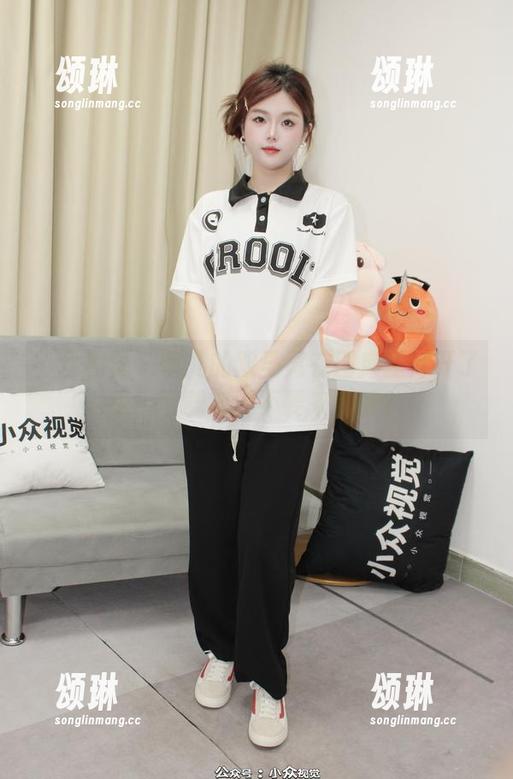 小众视觉 - 敏儿的双马尾在图库里炸开了锅，下载前要不要来点茶？