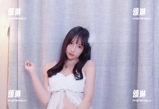小小奶瓶儿 当小小奶瓶儿遇上豹纹,是cos还是变装?高清画面让你一眼看全程,别错过!