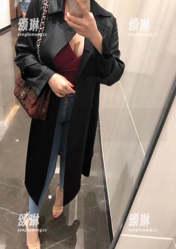 小芯酱 微密圈 - 女王小芯酱的照片,你觉得她真的在掌控一切吗?