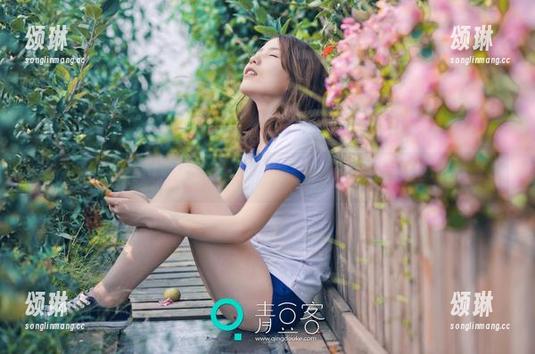 推女神-王语纯 推女神 - 喊你们来!最新图片,王语纯又用白裙点亮整个画面!