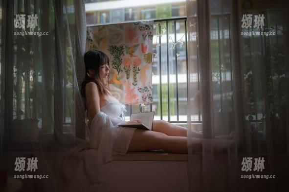 无颜小天使wy 猜猜谁来了?“无颜小天使wy”撩人的“天使之翼”在这里,原图和图片听说都被我收藏了。