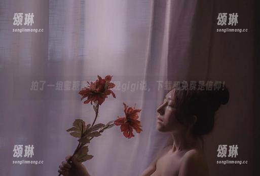樱晚gigi 拍了一组蜜糖青梅,樱晚gigi说,下载和免费是信仰!