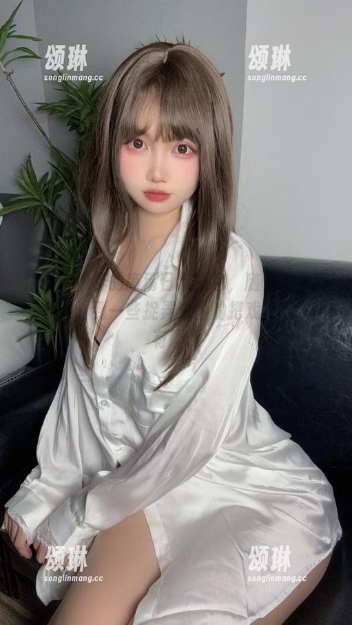 洛桑w伊梓 洛桑w伊梓的高清日常图包,随便翻一翻,都能看到一些捉弄光影的把戏,哦,真有趣。