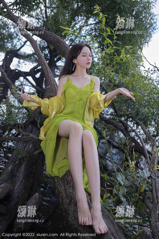 秀人网 - 举报！姚若兮vay在教室里的“悄悄话”居然出现在图片中？下载也看得我心仪不已。