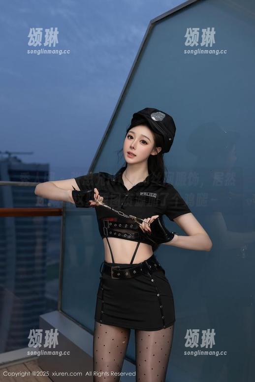 秀人网-张思允Nice 秀人网 - 张思允Nice的丝网服饰,居然还藏着这些原图资源加了个鸡腿~