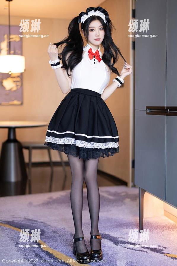 秀人网-徐莉芝Booty 秀人网 - 这张在线原图,徐莉芝Booty的灰丝确实让人细思极恐。