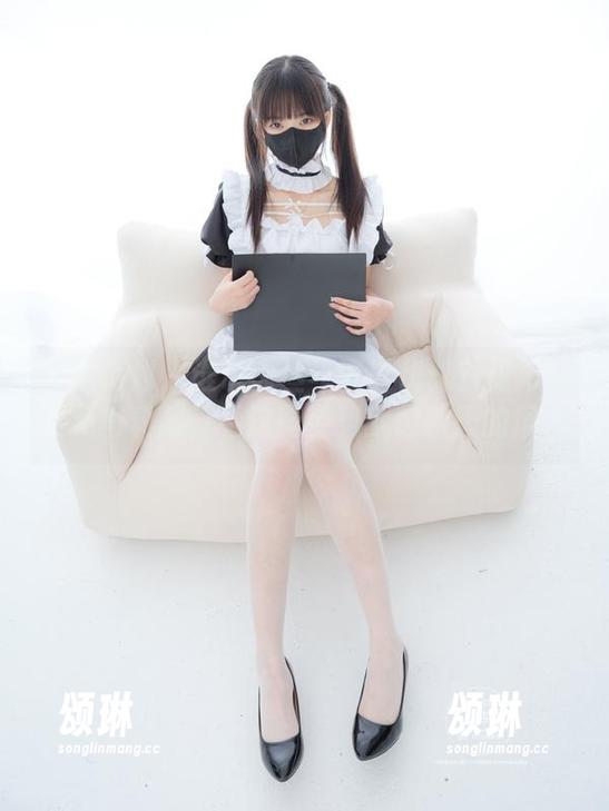 紧急企划-见希w 紧急企划 - 谁说肉丝不可以优雅?见希w更新写真集,看这些姿势就像秋天的风~