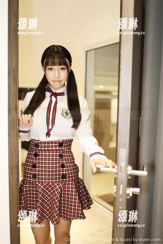 美媛馆 - 小尤奈的丝袜血拼史：一组让你忍俊不禁的作品集