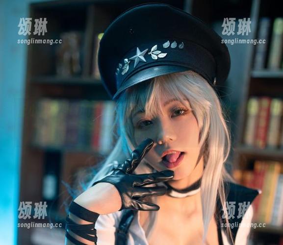 蓝小沂KiKi的黑丝，原图让人想到了什么？精选细节可别错过哦！