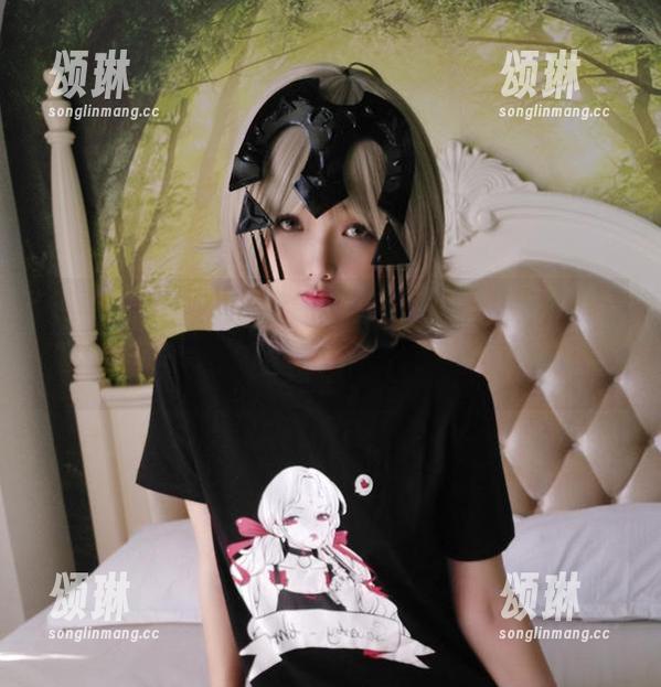 雯妹不讲道理 在雯妹不讲道理的办公室,最新作品集宛如一次小旅行,期待你的参与哦!